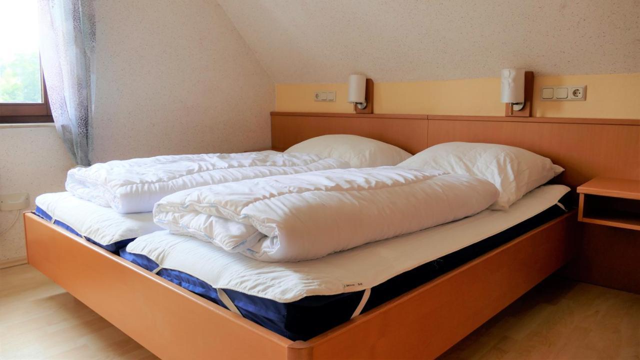 Helles Ferienhaus Im Landhausstil Fuer Bis Zu 10 Personen Frielendorf Exterior foto