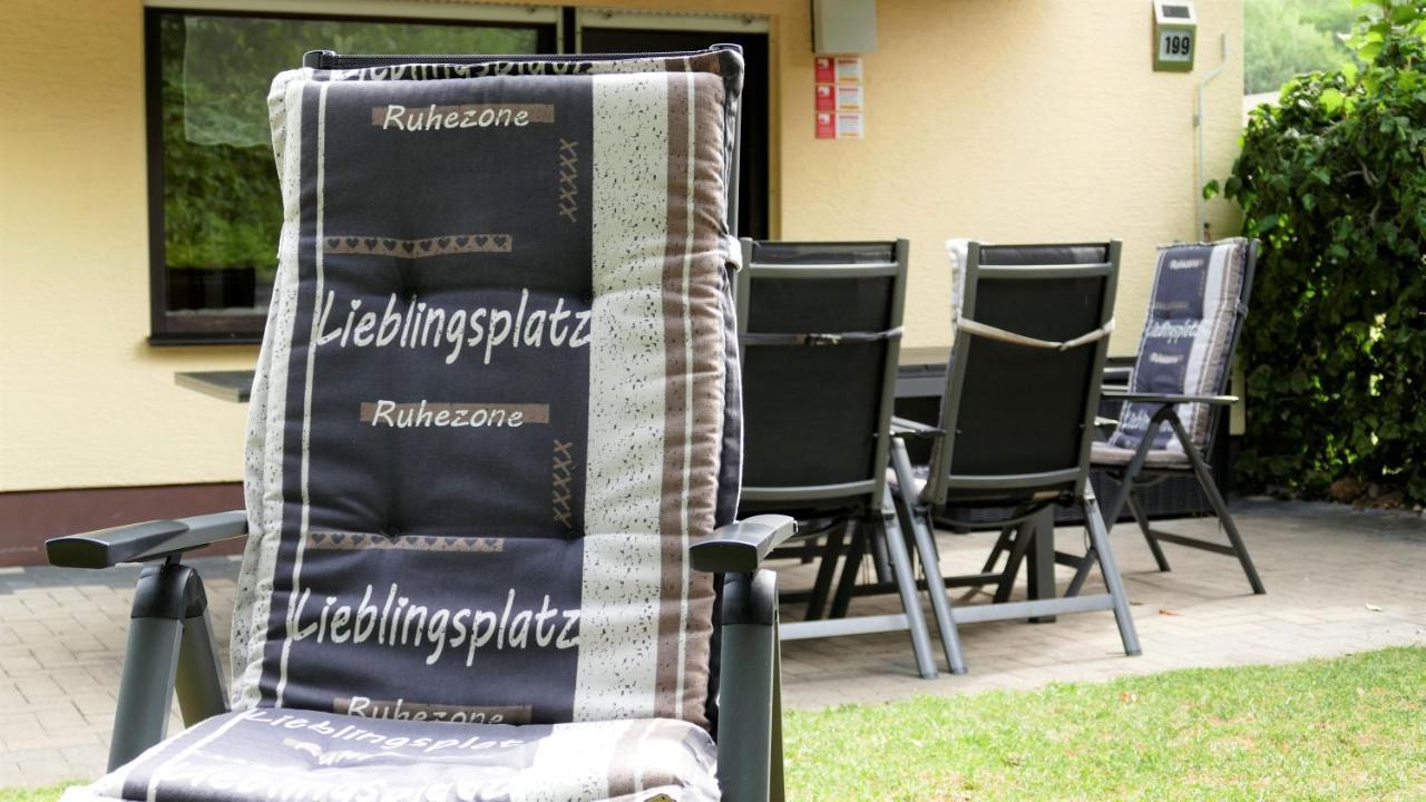 Helles Ferienhaus Im Landhausstil Fuer Bis Zu 10 Personen Frielendorf Exterior foto