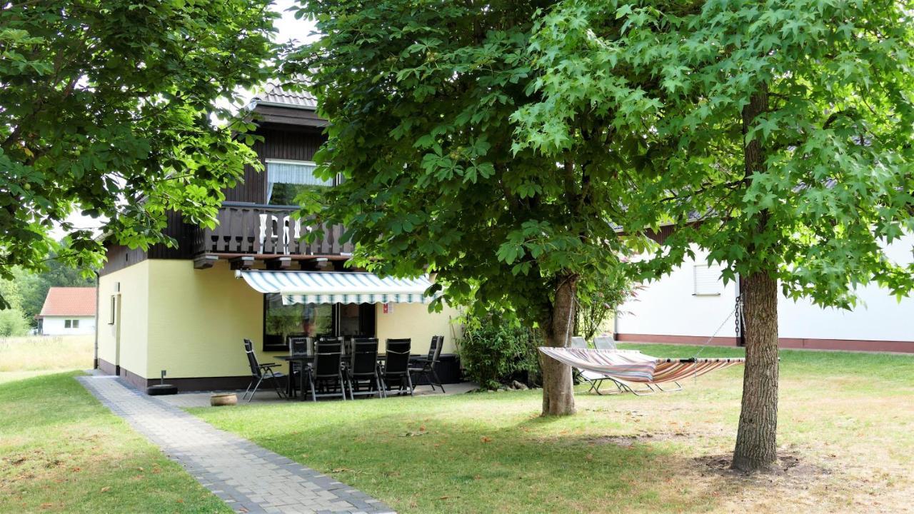 Helles Ferienhaus Im Landhausstil Fuer Bis Zu 10 Personen Frielendorf Exterior foto